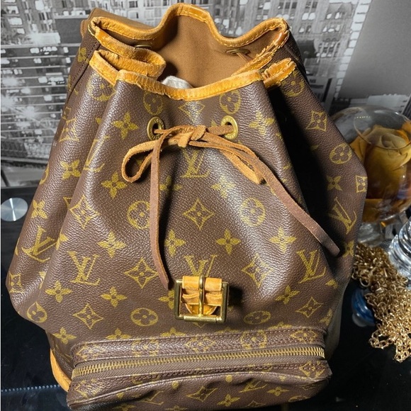 Authentic Louis Vuitton Monogram BackPack Montsouris GM main image 6